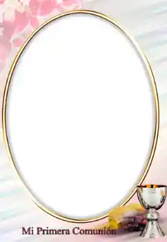 Indskriften på rammen: First communion Indskriften på rammen: First communion